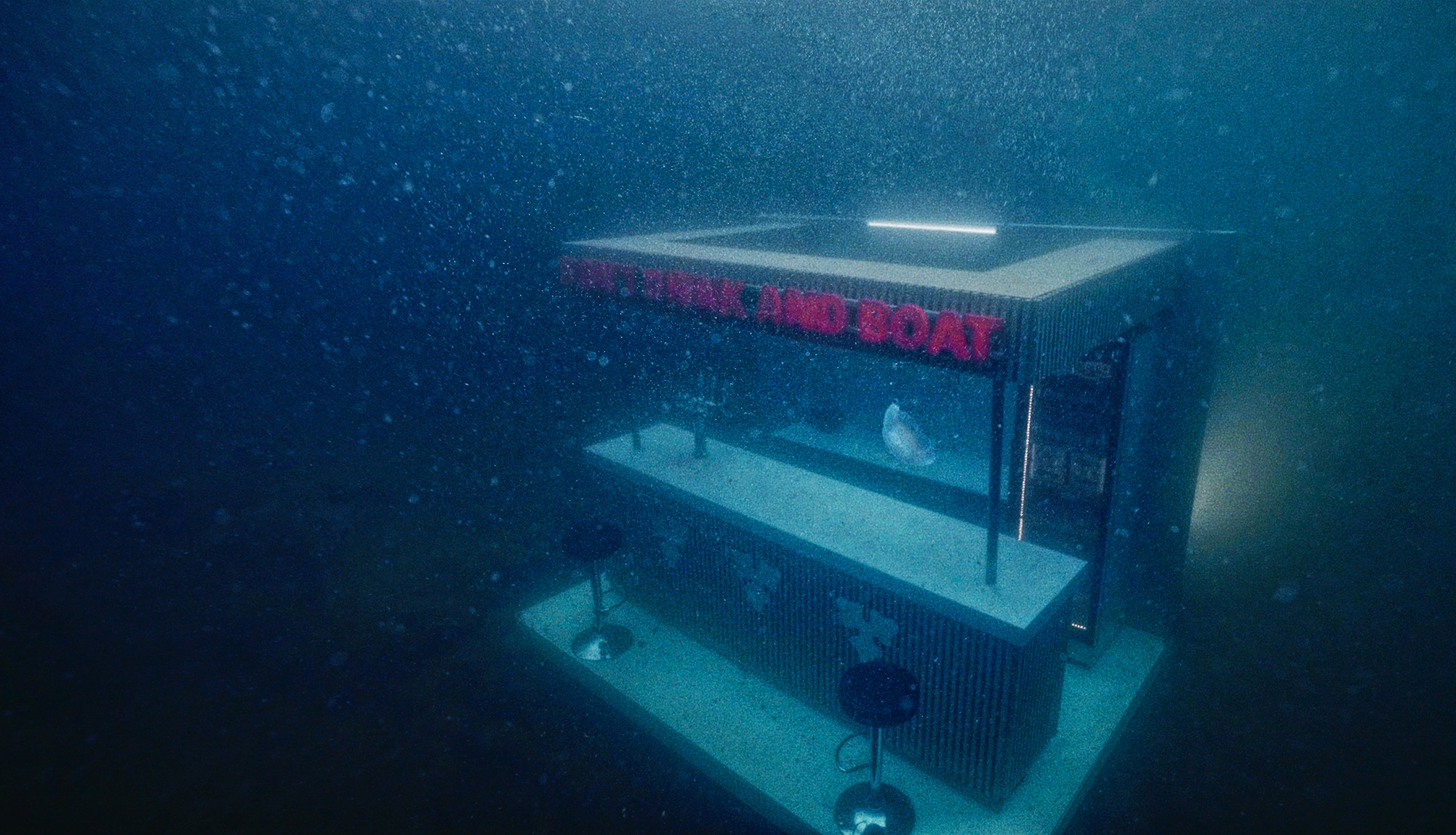 The Sunken Bar Carlsberg 6