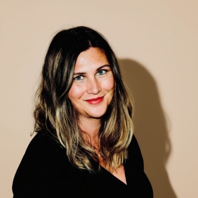 Zoë Holder
